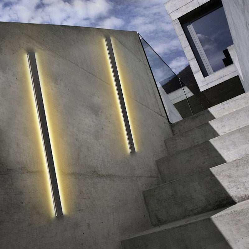 Modern Black IP65 Waterproof LED Long Strip Outdoor Wall Sconce for Porch and Exterior Lighting