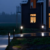 Modern Black LED Outdoor Pathway Lighting 7W Waterproof Landscape Post Lights for Garden and Villa