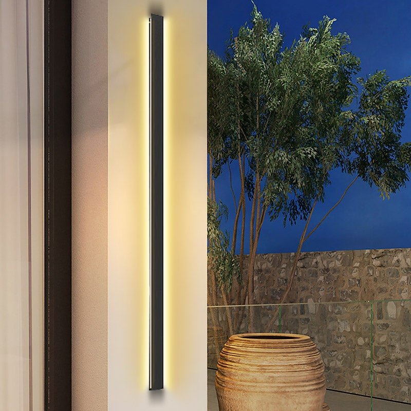 Modern Black Linear LED Outdoor Wall Sconce Waterproof Long Strip Porch Light for Garden and Entryway