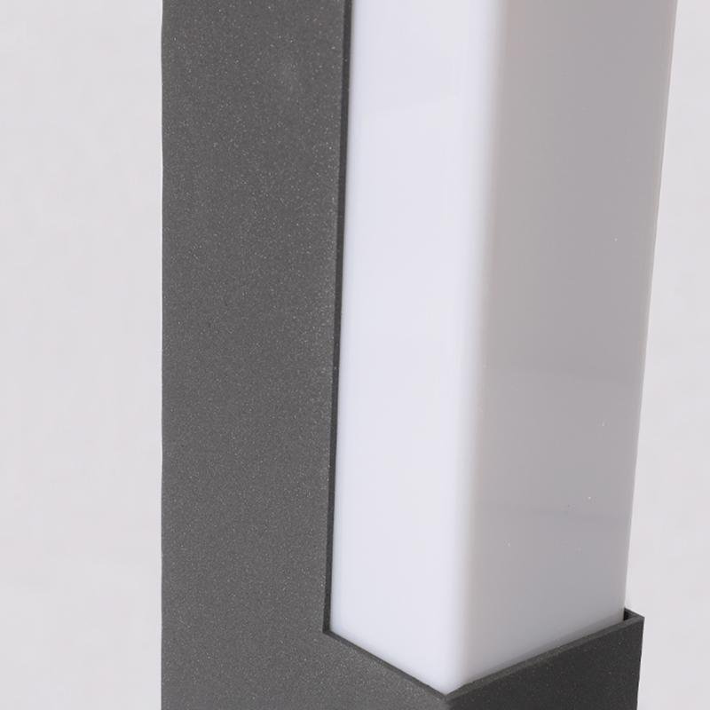 Modern Black Outdoor LED Garden Path Light Waterproof Aluminum Landscape Pillar
