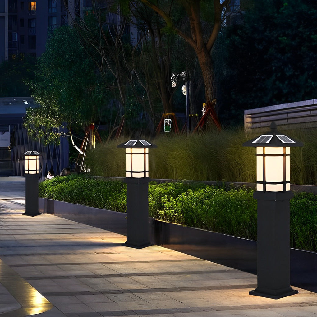 Modern Black Solar Path Lights Waterproof Outdoor LED Lawn Lamps for Garden and Villa