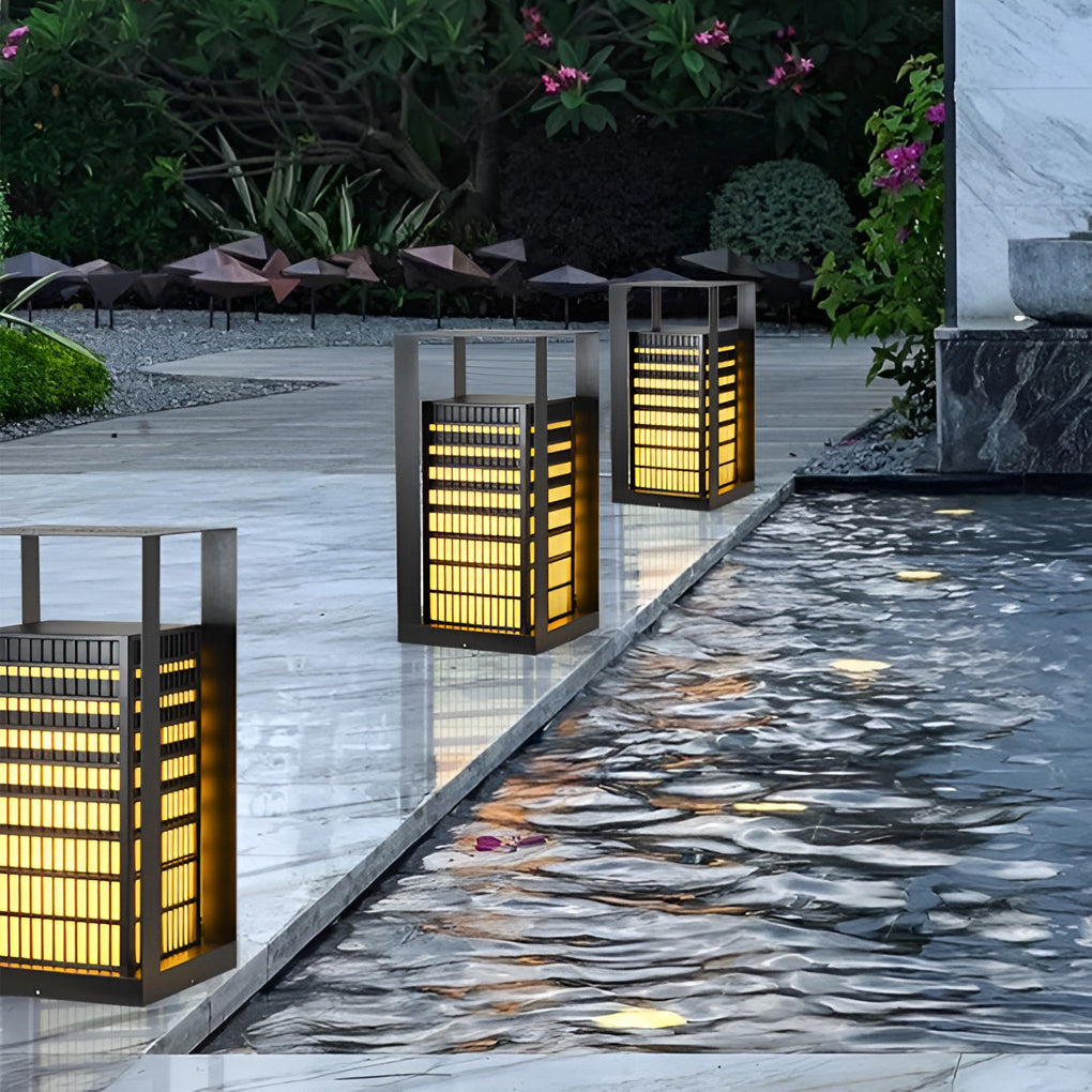 Modern Black Square Lantern LED Outdoor Pathway Light for Garden and Villa