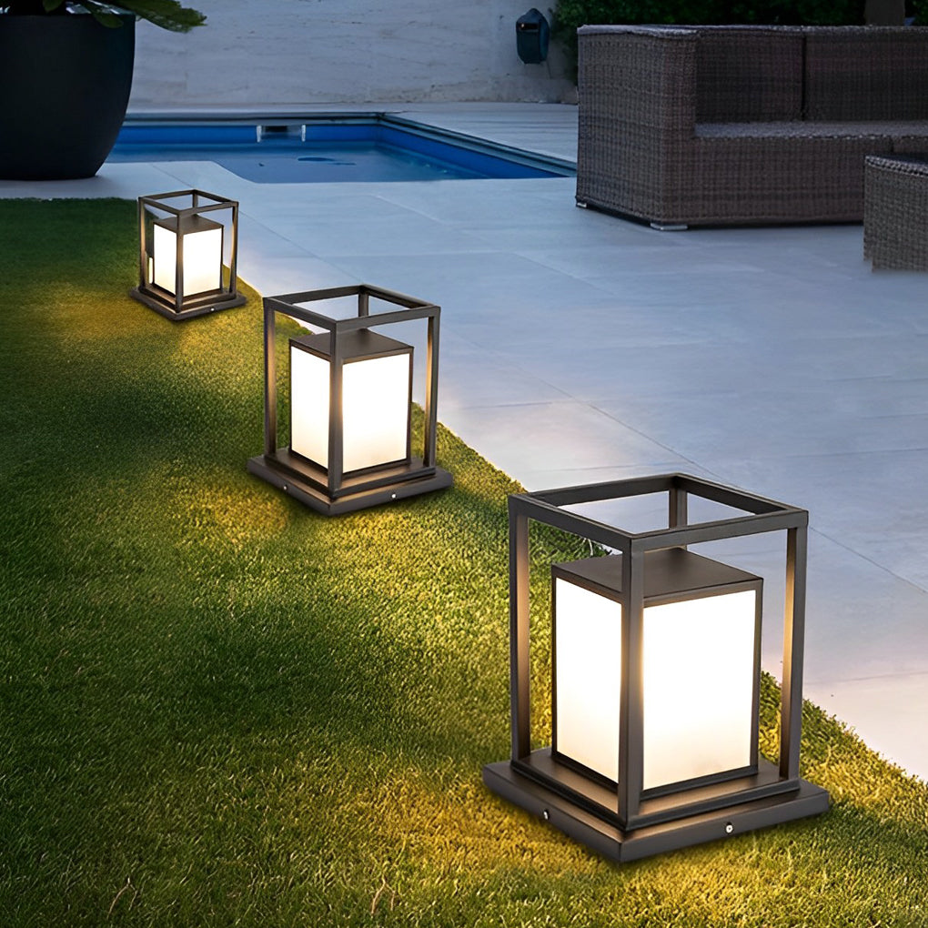 Modern Black Waterproof LED Solar Fence Post Lights Outdoor Pillar Lamp for Patio Garden