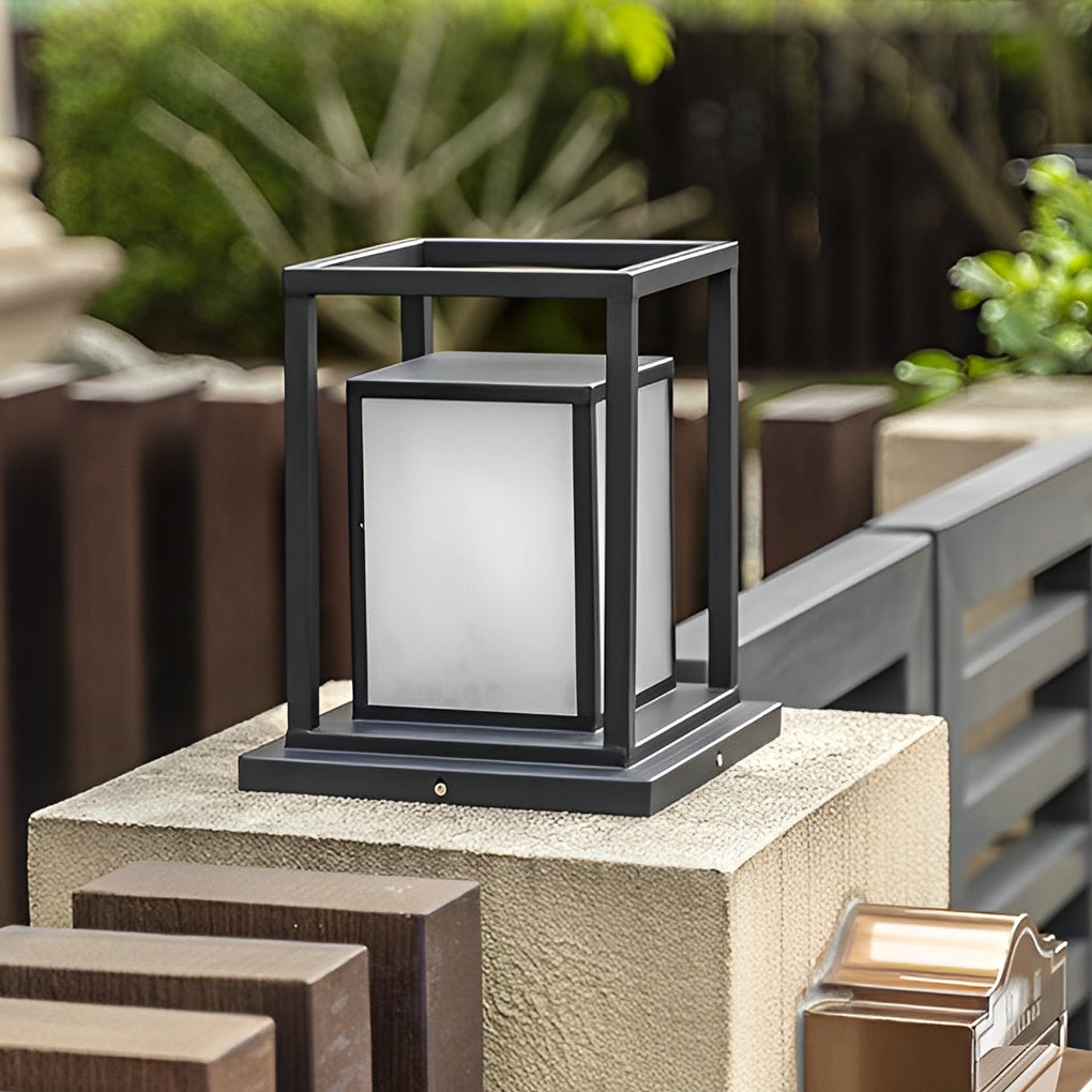 Modern Black Waterproof LED Solar Fence Post Lights Outdoor Pillar Lamp for Patio Garden