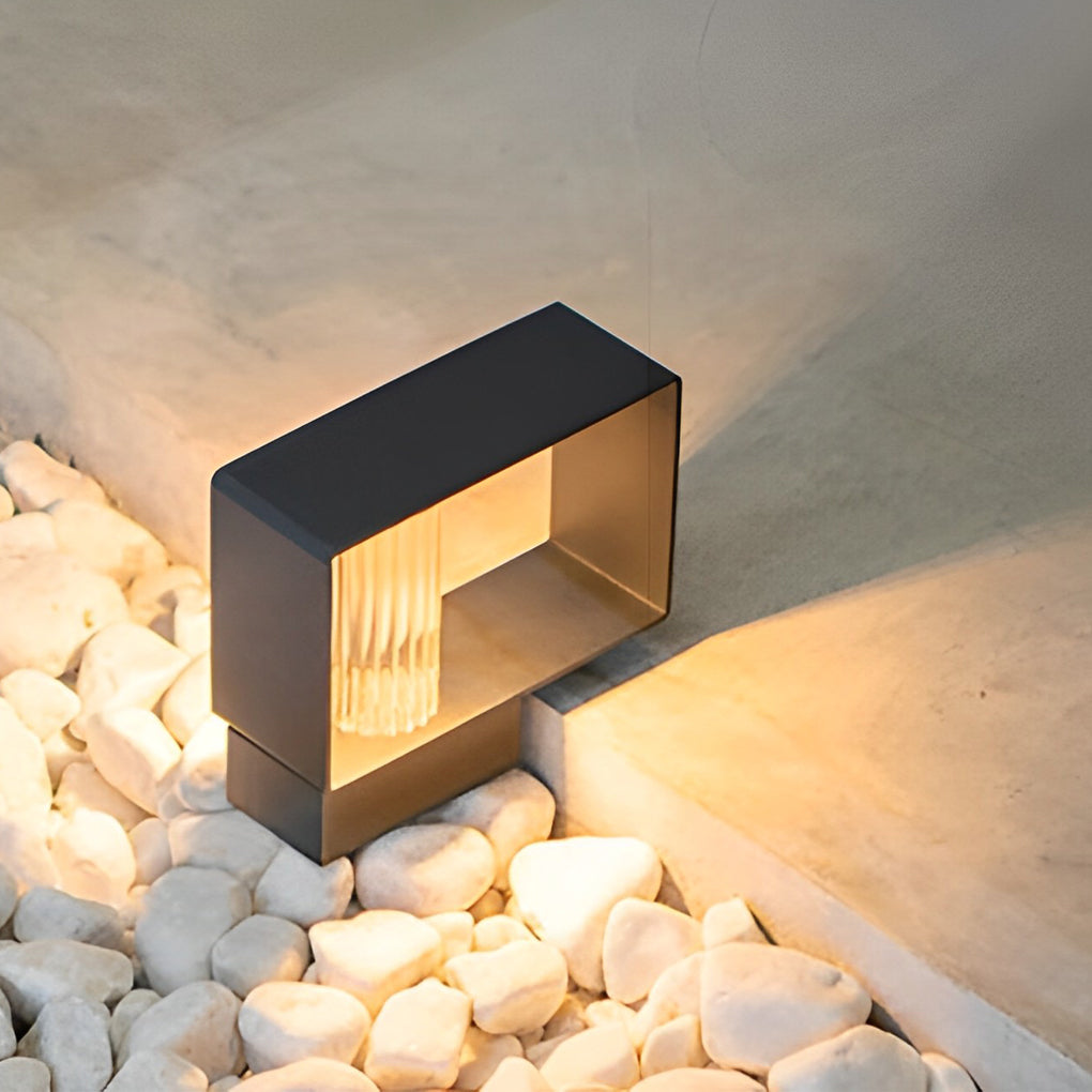 Modern Black Waterproof Solar LED Path Light for Outdoor Garden and Lawn