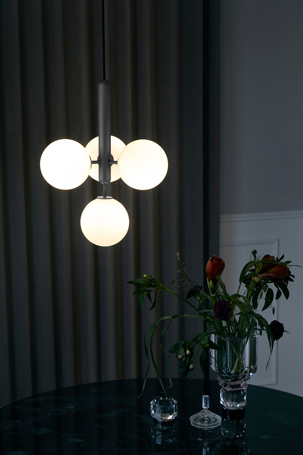 Modern Brass Glass Globe Pendant Light with Mouth Blown Spheres Nordic Chandelier