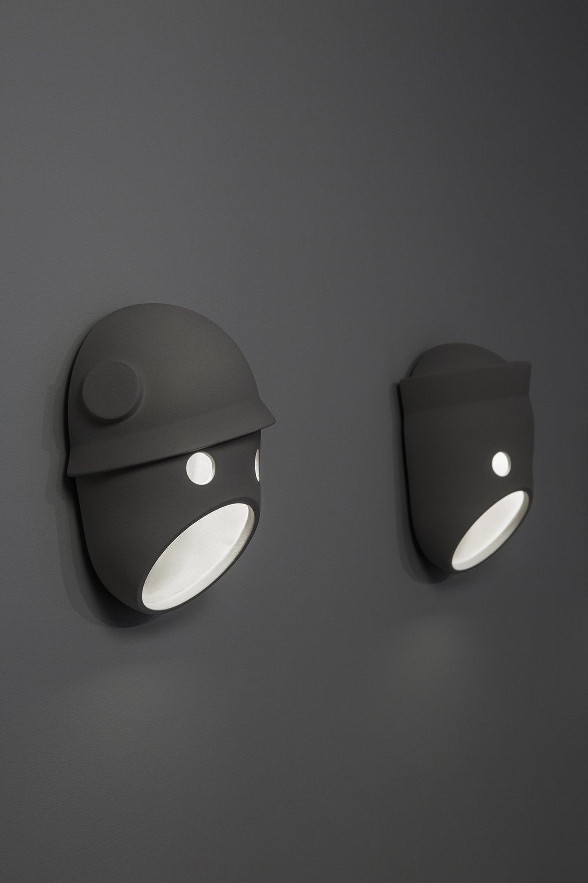 Modern Ceramic Face Mask Wall Sconce Decorative Art Portrait Wall Light for Interior Decor