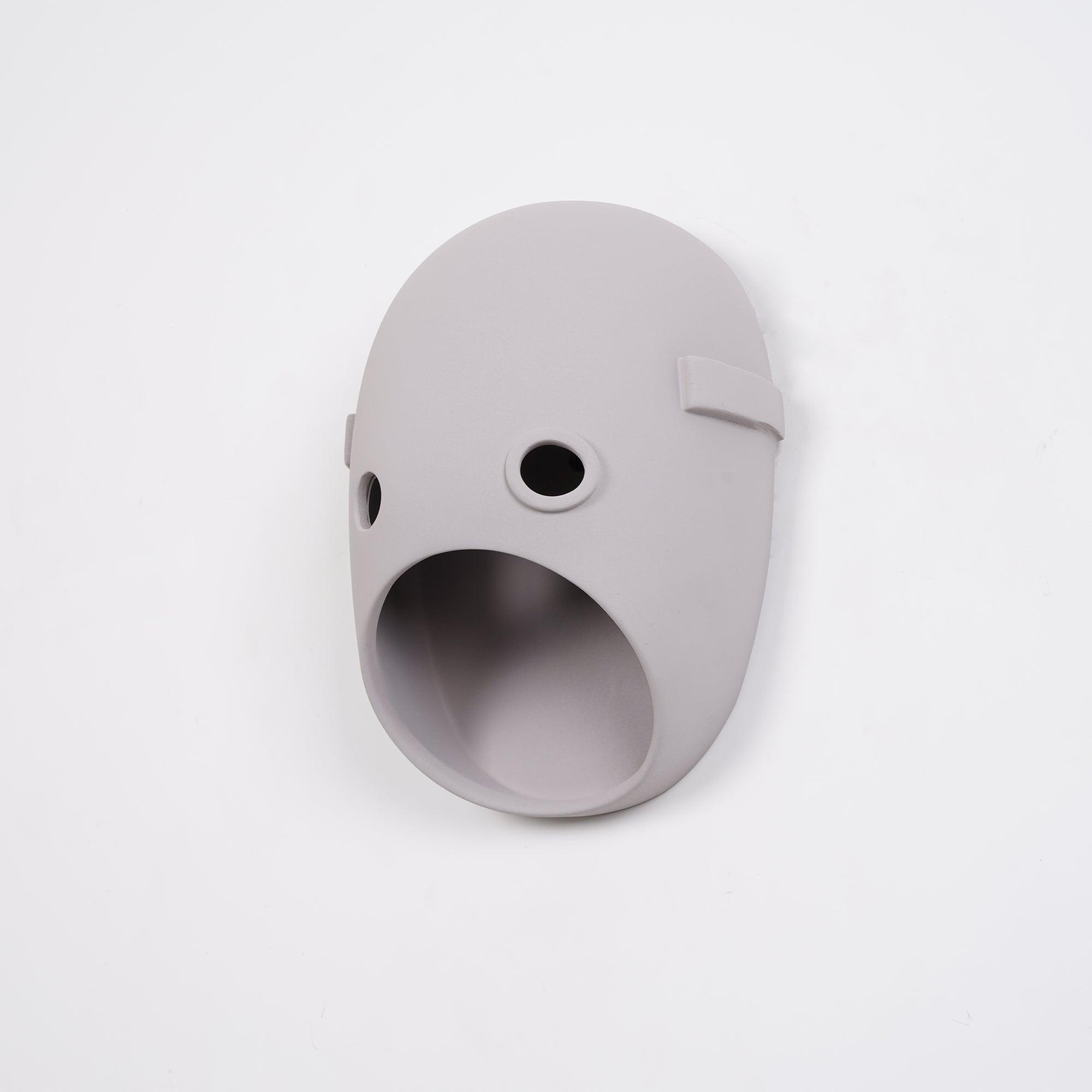Modern Ceramic Face Mask Wall Sconce Decorative Art Portrait Wall Light for Interior Decor