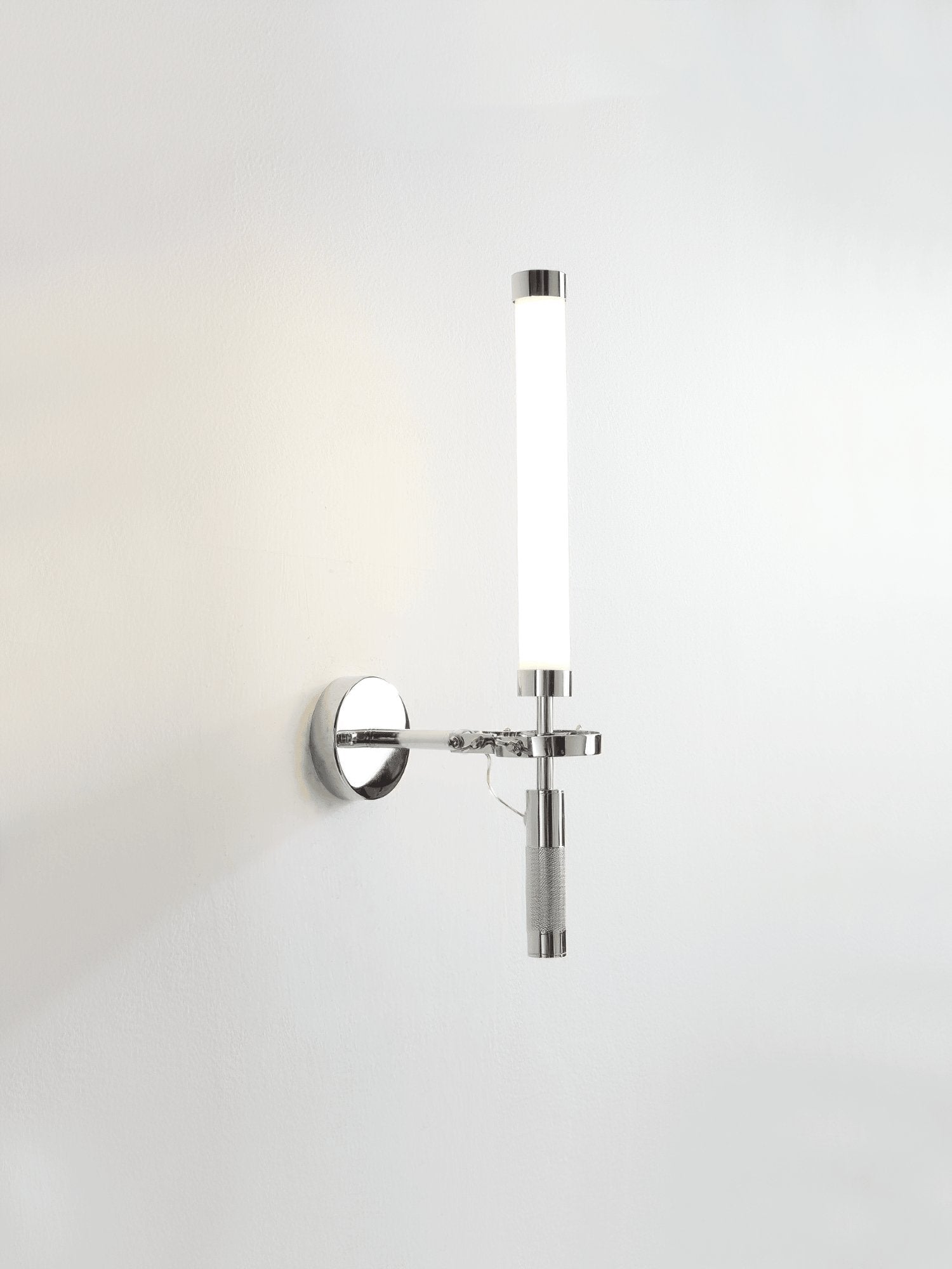 modern-chrome-led-wall-sconce-set-of-2-elegant-glass-and-metal-indoor-wall-lamp