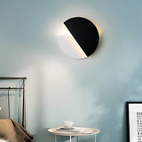 Modern Circular Black Rotatable LED Wall Sconce for Minimalist Living Room and Bedroom Lighting