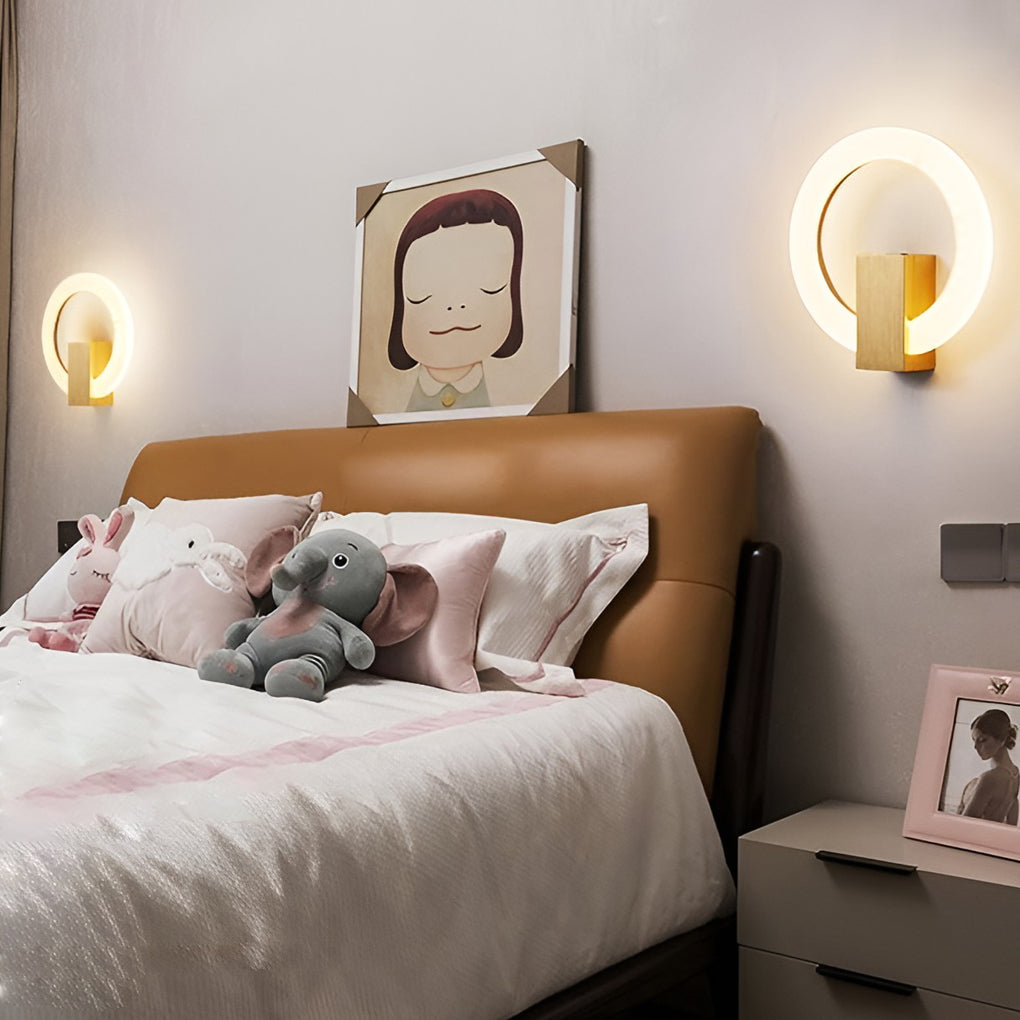 Modern Circular Dimmable LED Wall Sconce Elegant Acrylic Light Fixture for Living Room and Bedroom