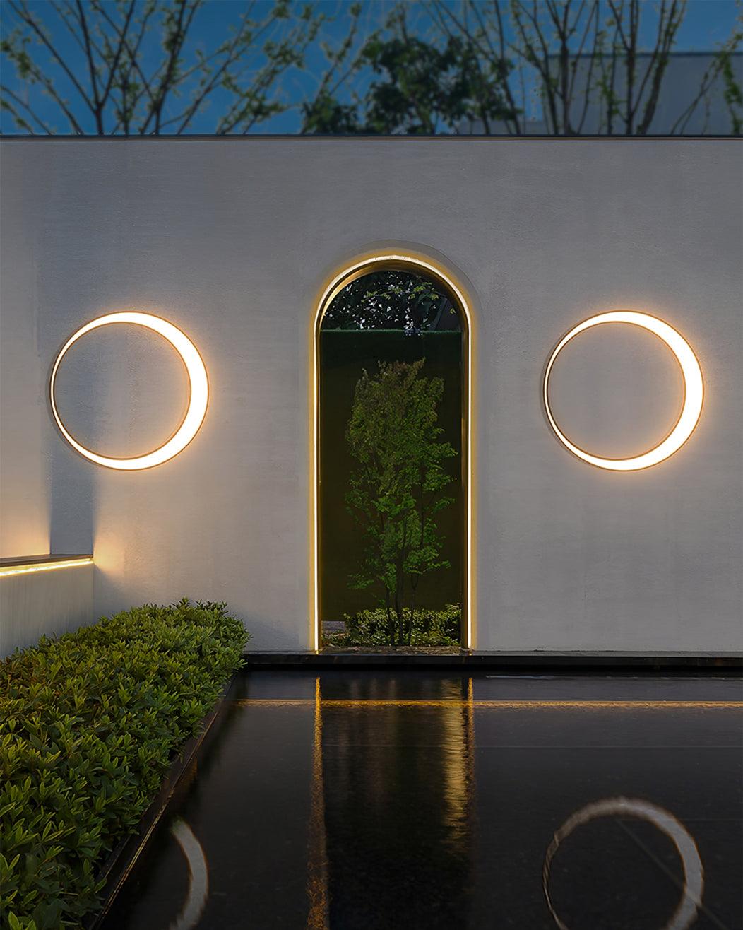 Modern Circular Moon Outdoor LED Wall Light IP65 Waterproof Exterior Sconce for Garden and Villa