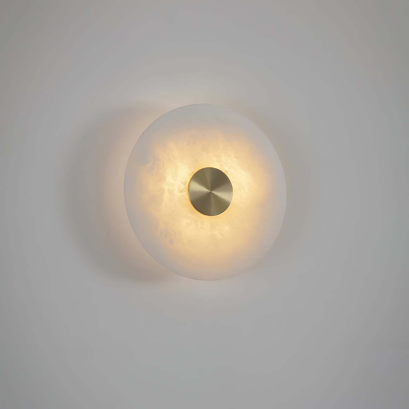 Modern Circular Natural Alabaster LED Wall Lamp Fixture for Elegant Indoor Lighting