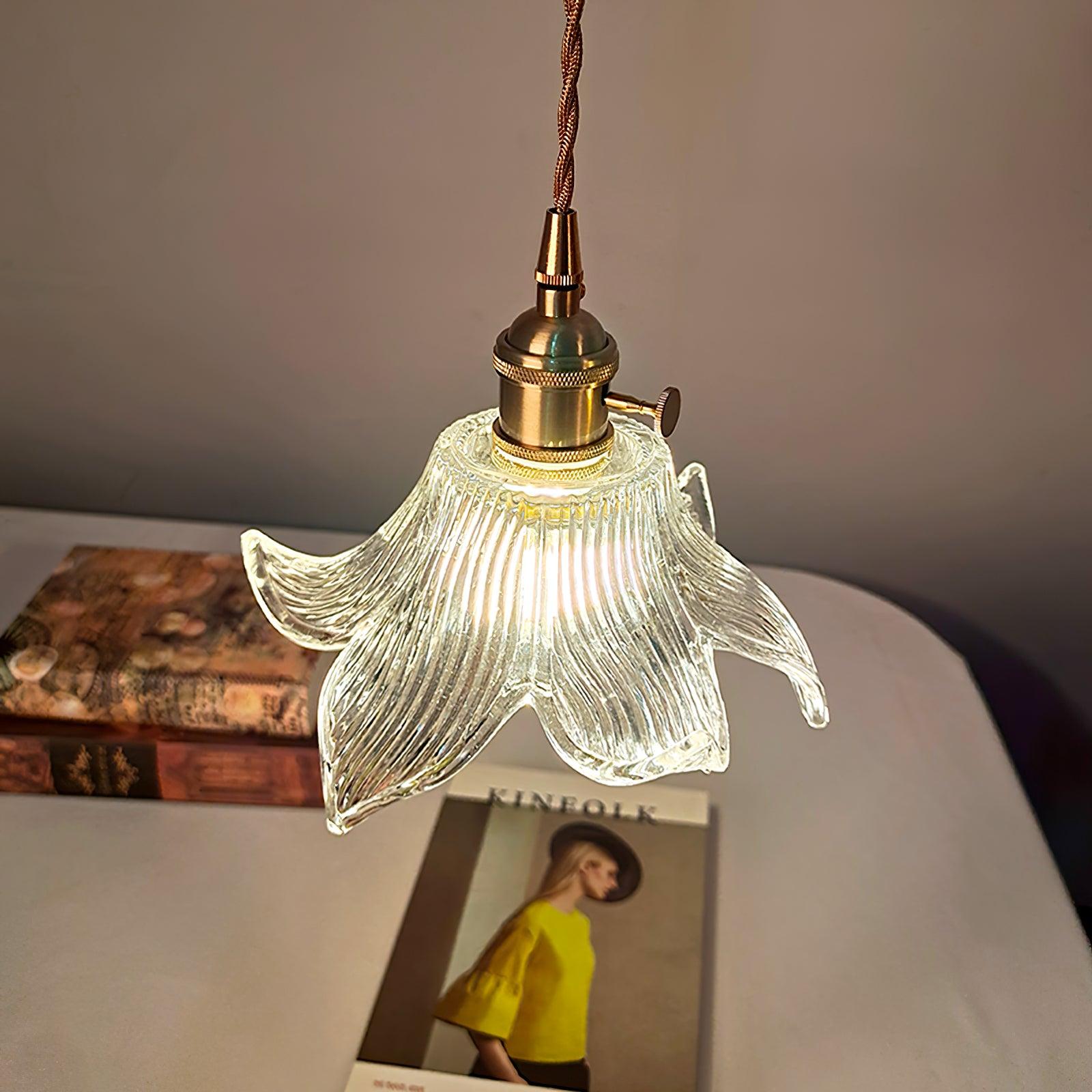 Modern Clear Glass Crystal Pendant Light for Kitchen Island and Dining Room Lighting