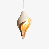 Modern Conch Resin Pendant Light Artistic Shell Shaped Hanging Ceiling Lamp for Interior Decor