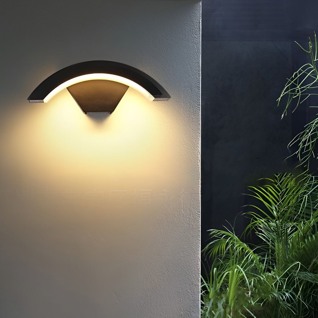 Modern Curved LED Outdoor Wall Sconce Waterproof Aluminum Porch Downlight Fixture