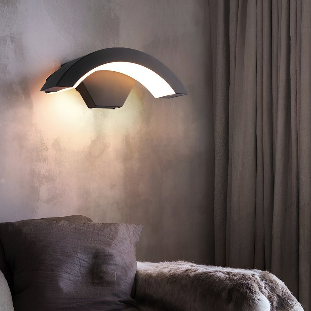 Modern Curved LED Outdoor Wall Sconce Waterproof Aluminum Porch Downlight Fixture