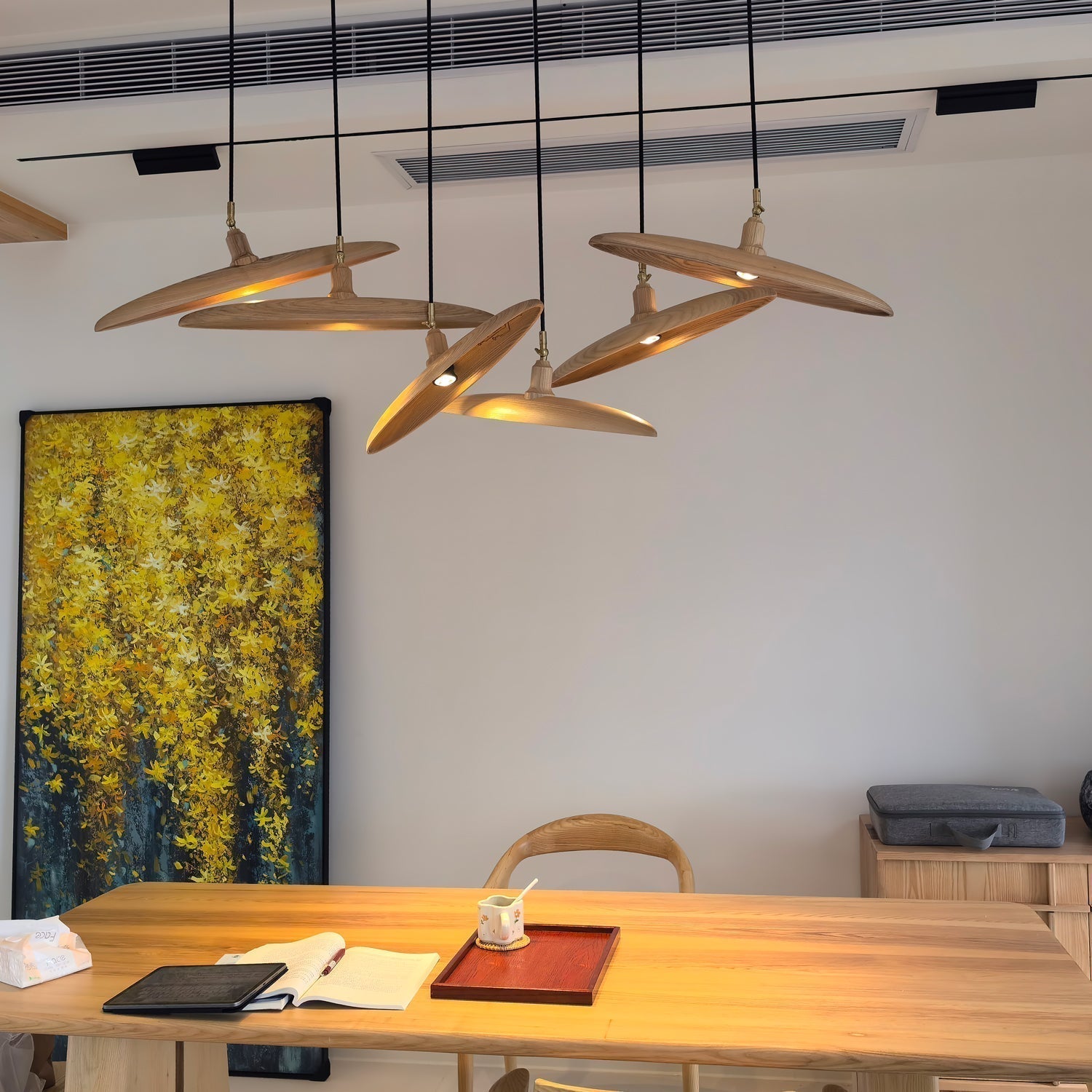 Modern Curved Wooden Paddle Boat LED Chandelier Minimalist Pendant Light Fixture