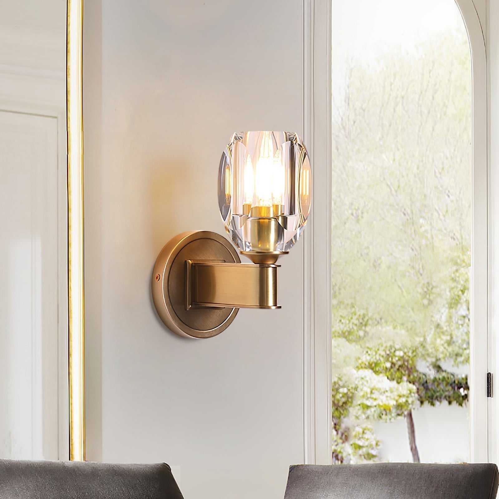 Modern Diamond Crystal Wall Sconce Luxury Brass LED Vanity Light for Bedroom and Hallway