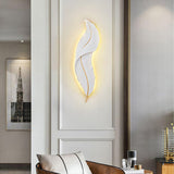 Modern Feather Resin Wall Sconce LED Lighting for Elegant Bedroom and Hallway Decor