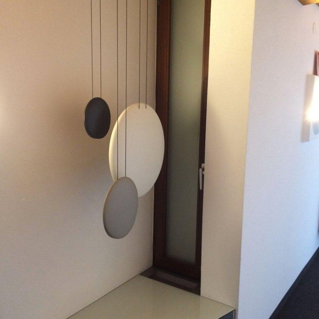 Modern Floating Orb LED Pendant Light Minimalist Cluster Disc Chandelier for Living Room