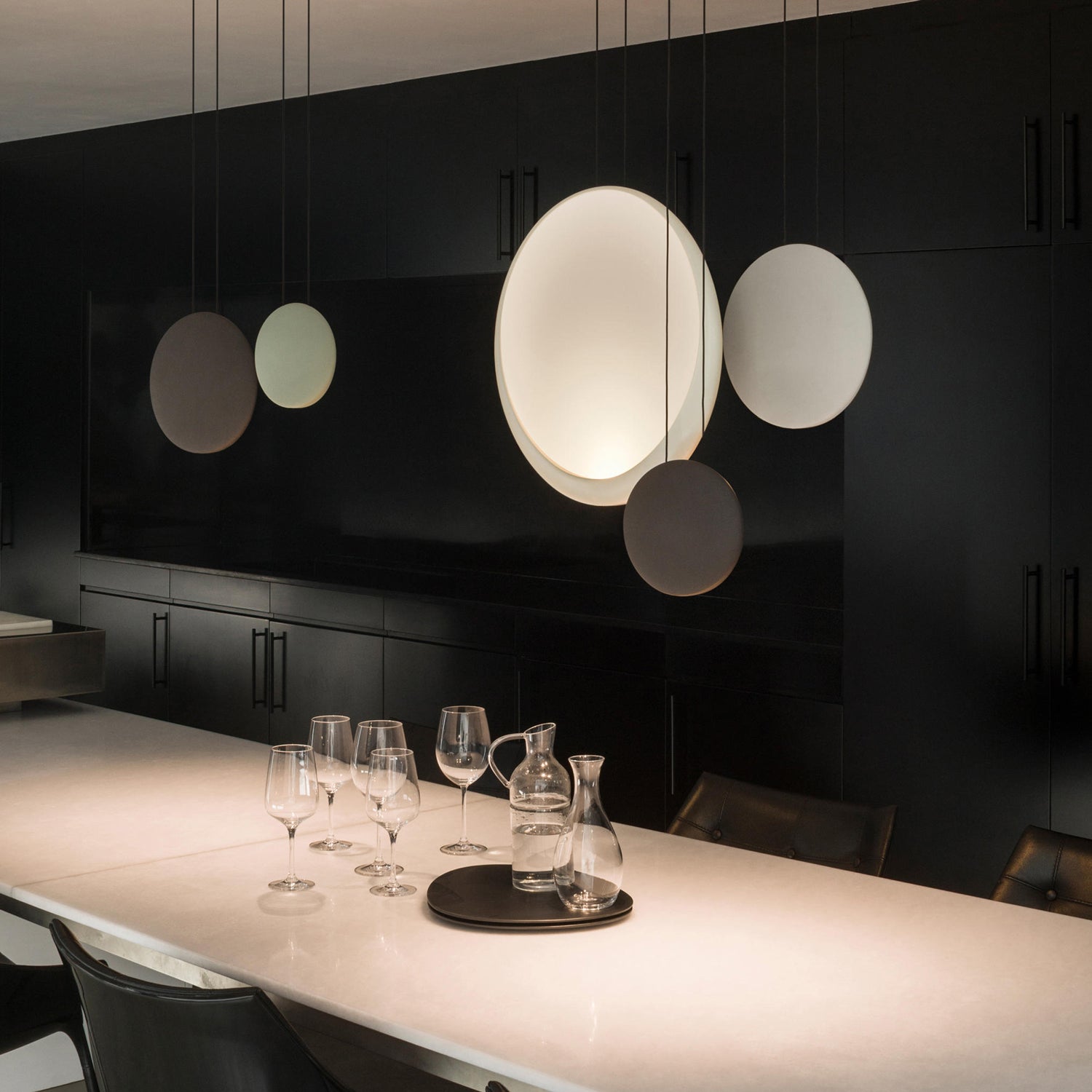 Modern Floating Orb LED Pendant Light Minimalist Cluster Disc Chandelier for Living Room