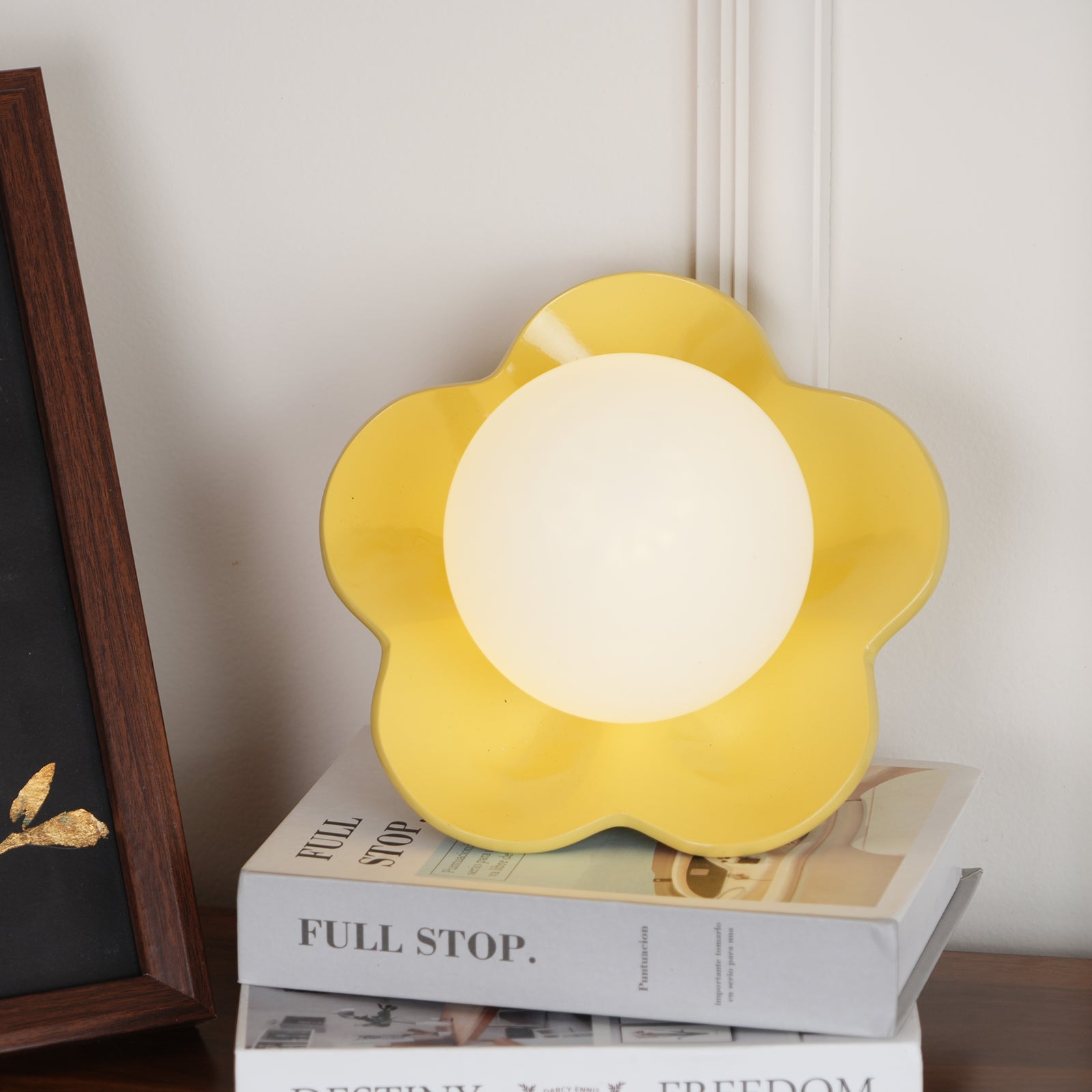 Modern Floral Resin Wall Sconce and Glass Ceiling Lamp for Indoor Lighting