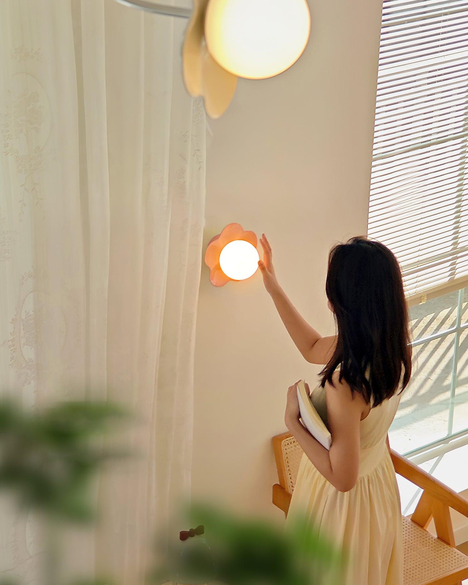 Modern Floral Resin Wall Sconce and Glass Ceiling Lamp for Indoor Lighting