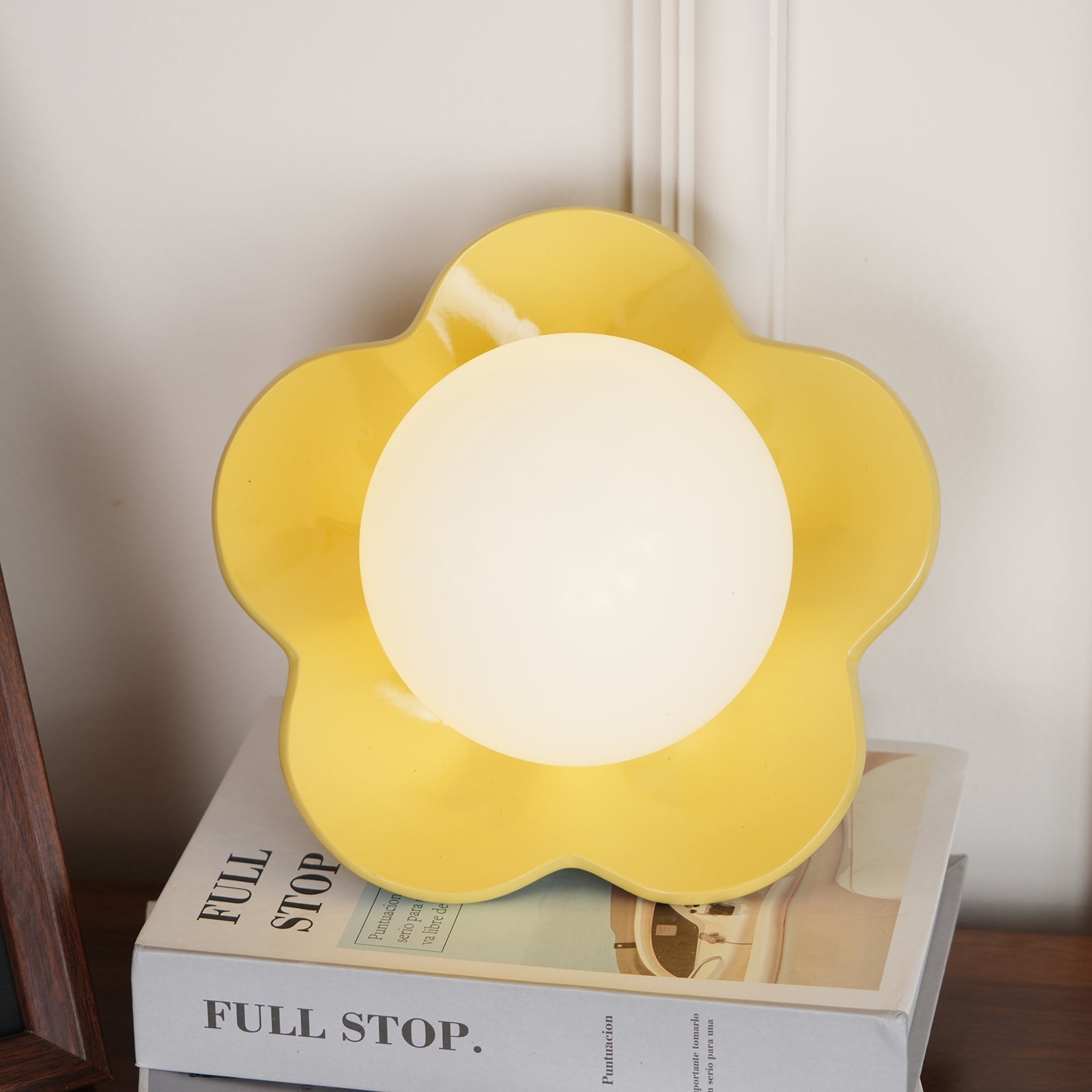 Modern Floral Resin Wall Sconce and Glass Ceiling Lamp for Indoor Lighting