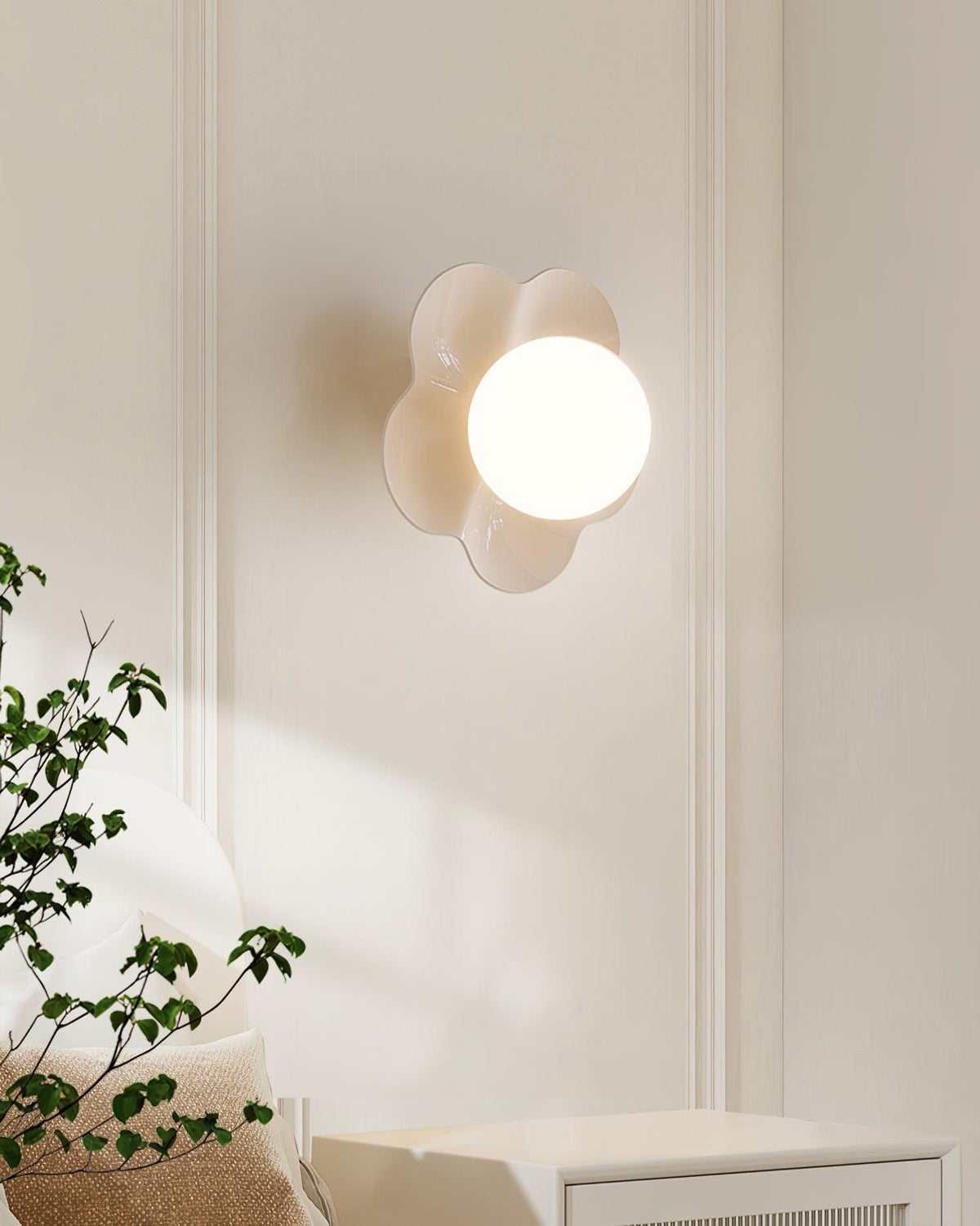 Modern Floral Resin Wall Sconce and Glass Ceiling Lamp for Indoor Lighting