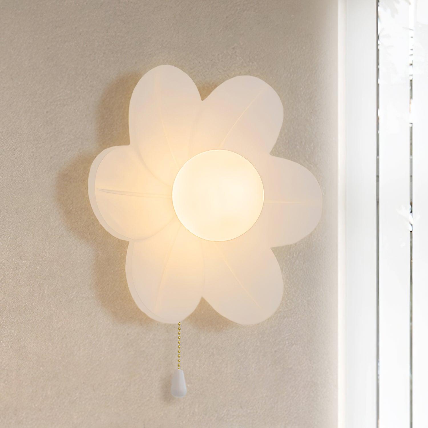 Modern Floral Resin Wall Sconce for Kids Bedroom and Nursery Lighting Decor