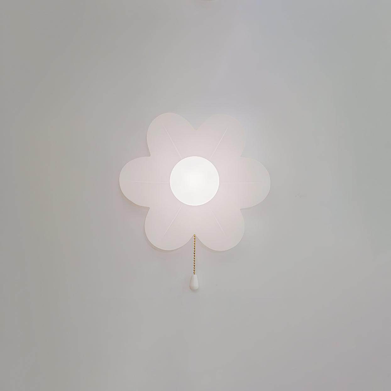Modern Floral Resin Wall Sconce for Kids Bedroom and Nursery Lighting Decor