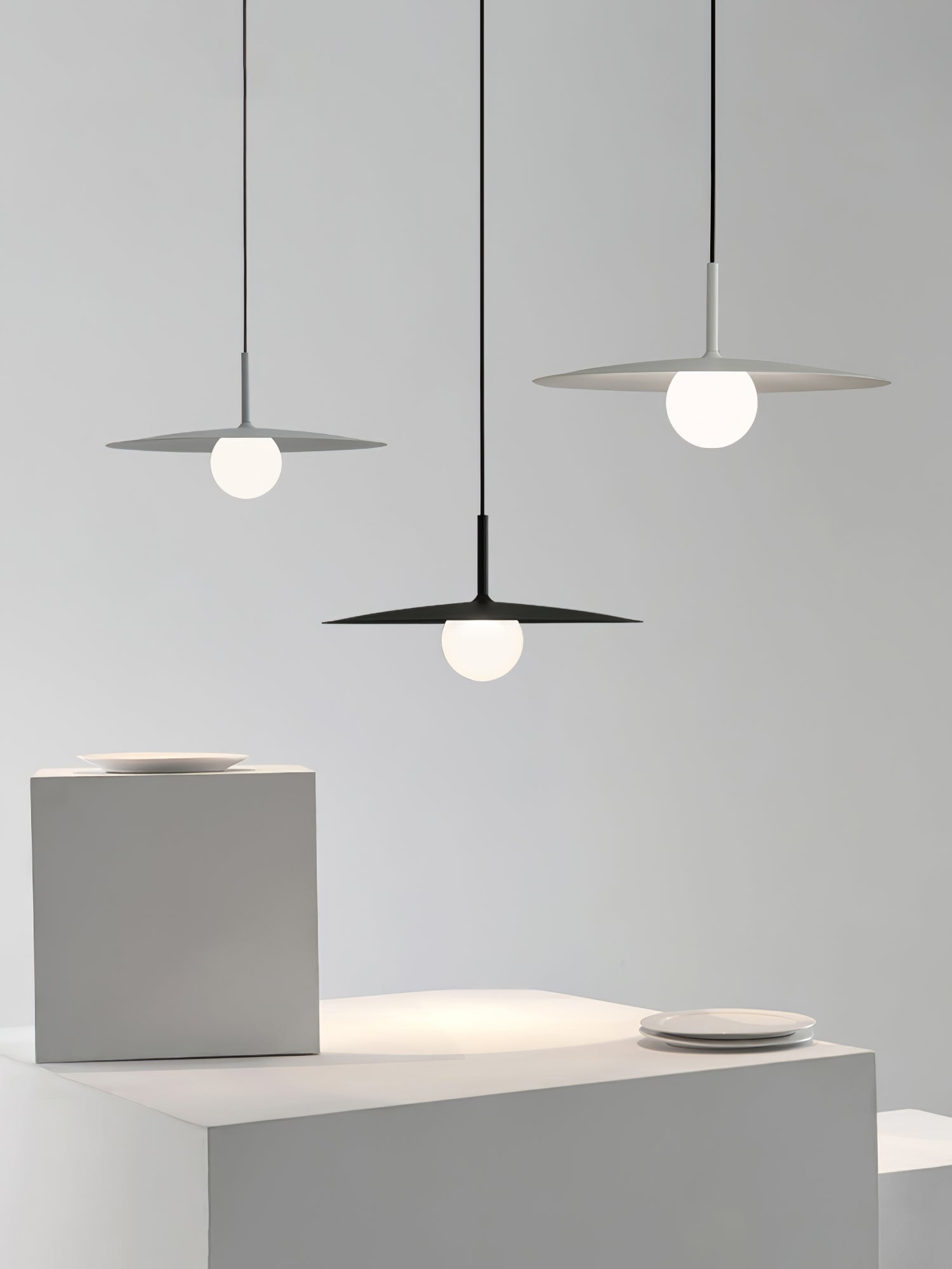 Modern Flying Saucer Glass Pendant Light LED Ceiling Hanging Fixture for Dining Room
