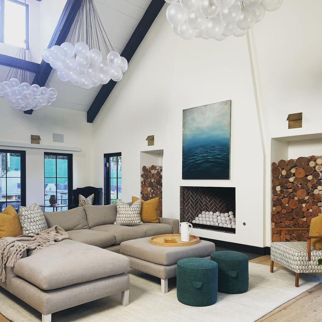 modern-frosted-glass-orb-bubble-chandelier-for-elegant-living-spaces