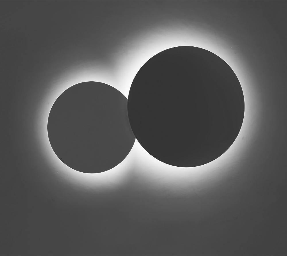 Modern Geometric Disc LED Wall Sconce Minimalist Circular Indirect Lighting Fixture