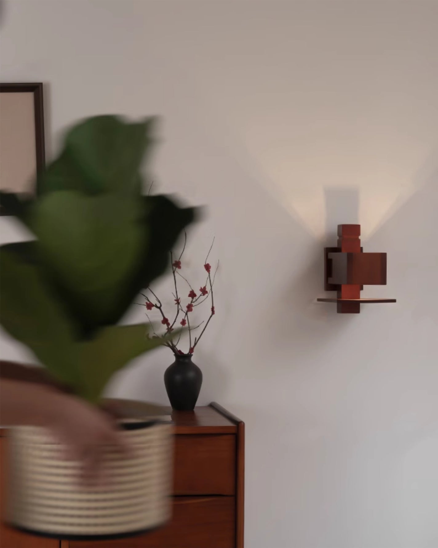 Modern Geometric Solid Wood Wall Sconce LED Rectangular Tower Wall Lamp for Indoor Spaces