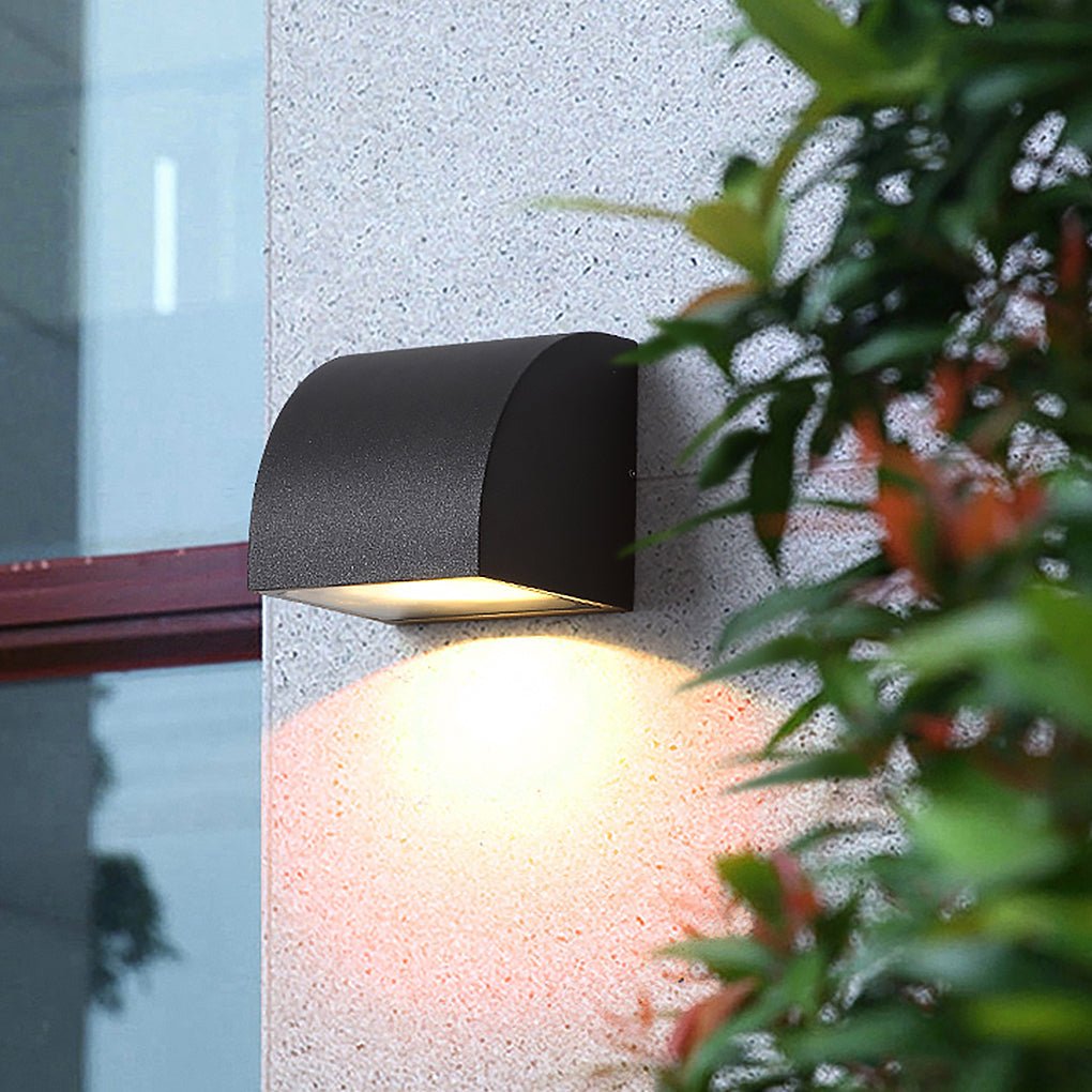 Modern Geometric Waterproof Exterior Wall Sconce IP65 Aluminum Outdoor Lighting for Porch Garden