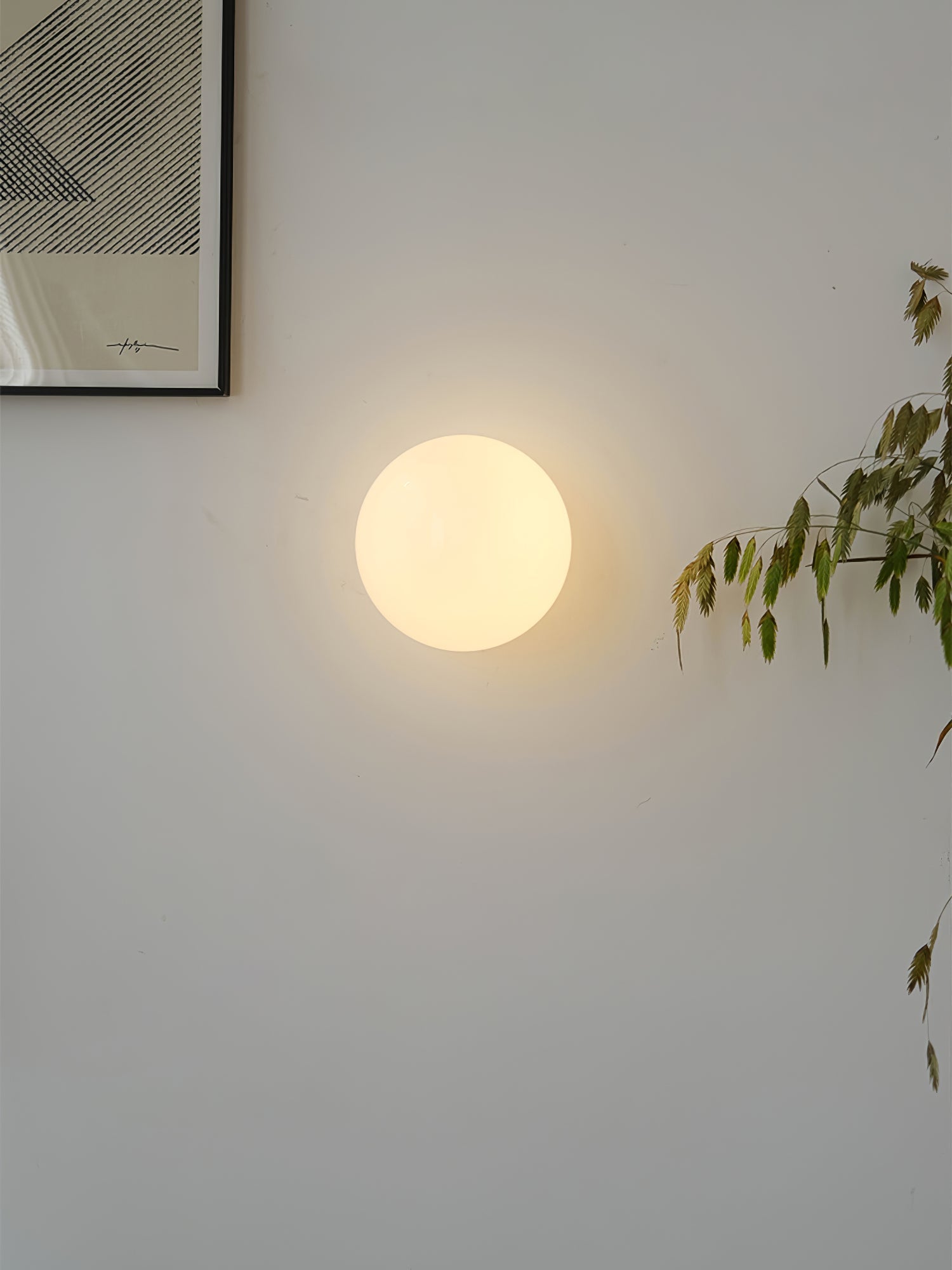 Modern Glass Sphere Wall Sconce Minimalist Globe Wall Light for Bedroom and Hallway