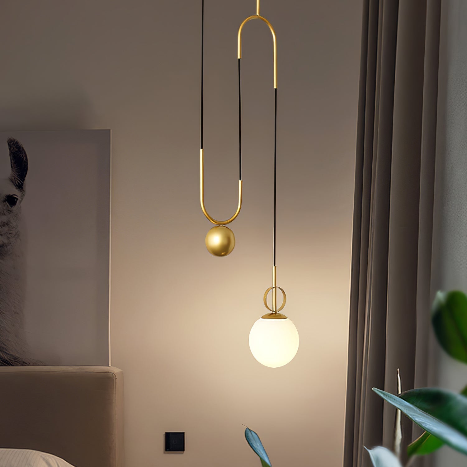 modern-globe-glass-pendant-light-with-adjustable-cable-for-kitchen-and-dining-room