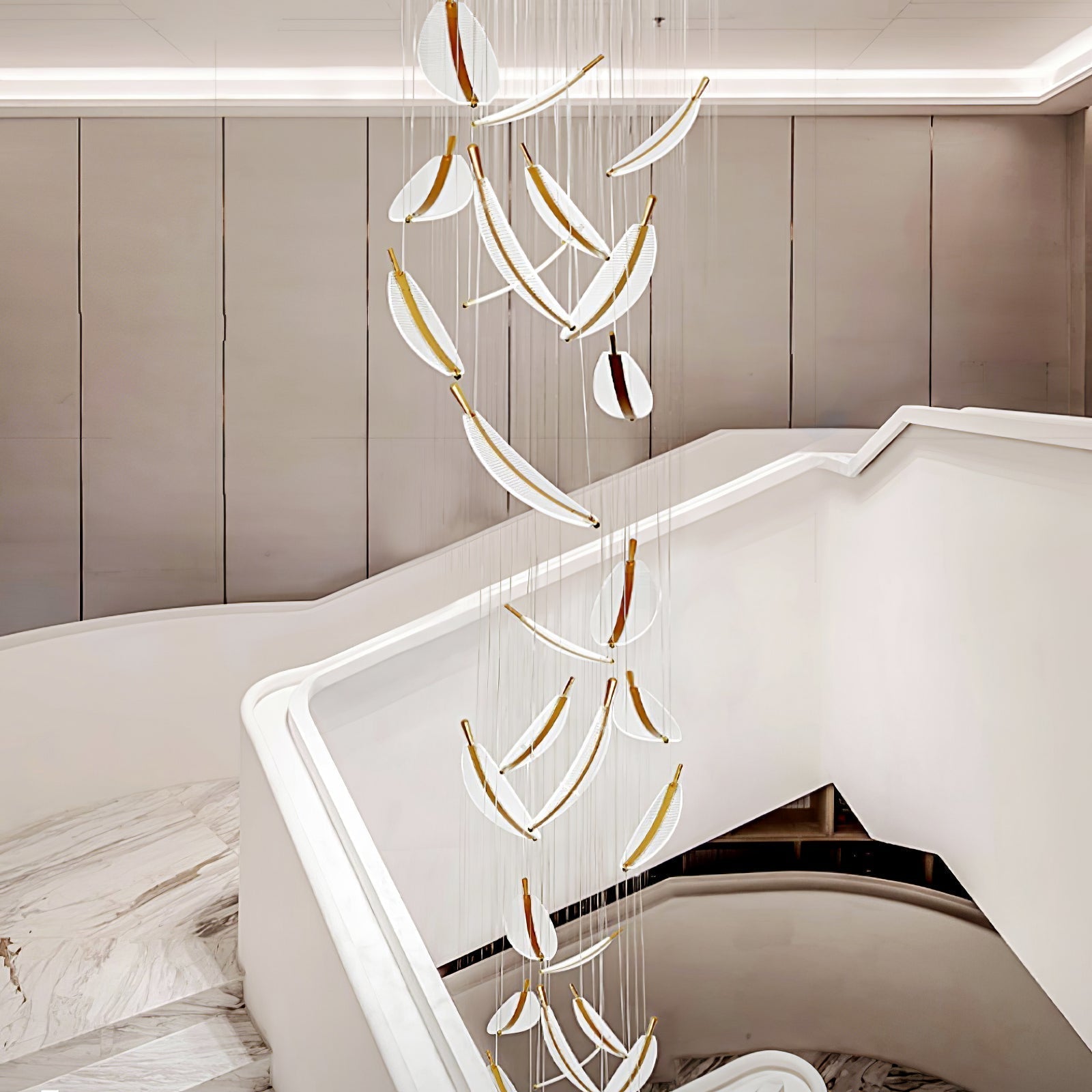 Modern Gold Acrylic Leaf LED Pendant Light Elegant Luxury Chandelier for Dining Room