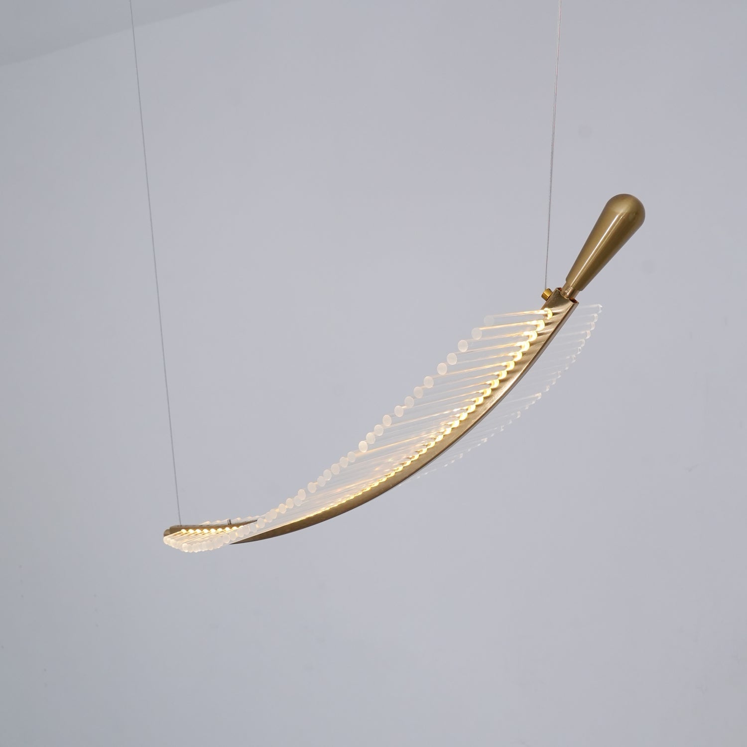 Modern Gold Acrylic Leaf LED Pendant Light Elegant Luxury Chandelier for Dining Room