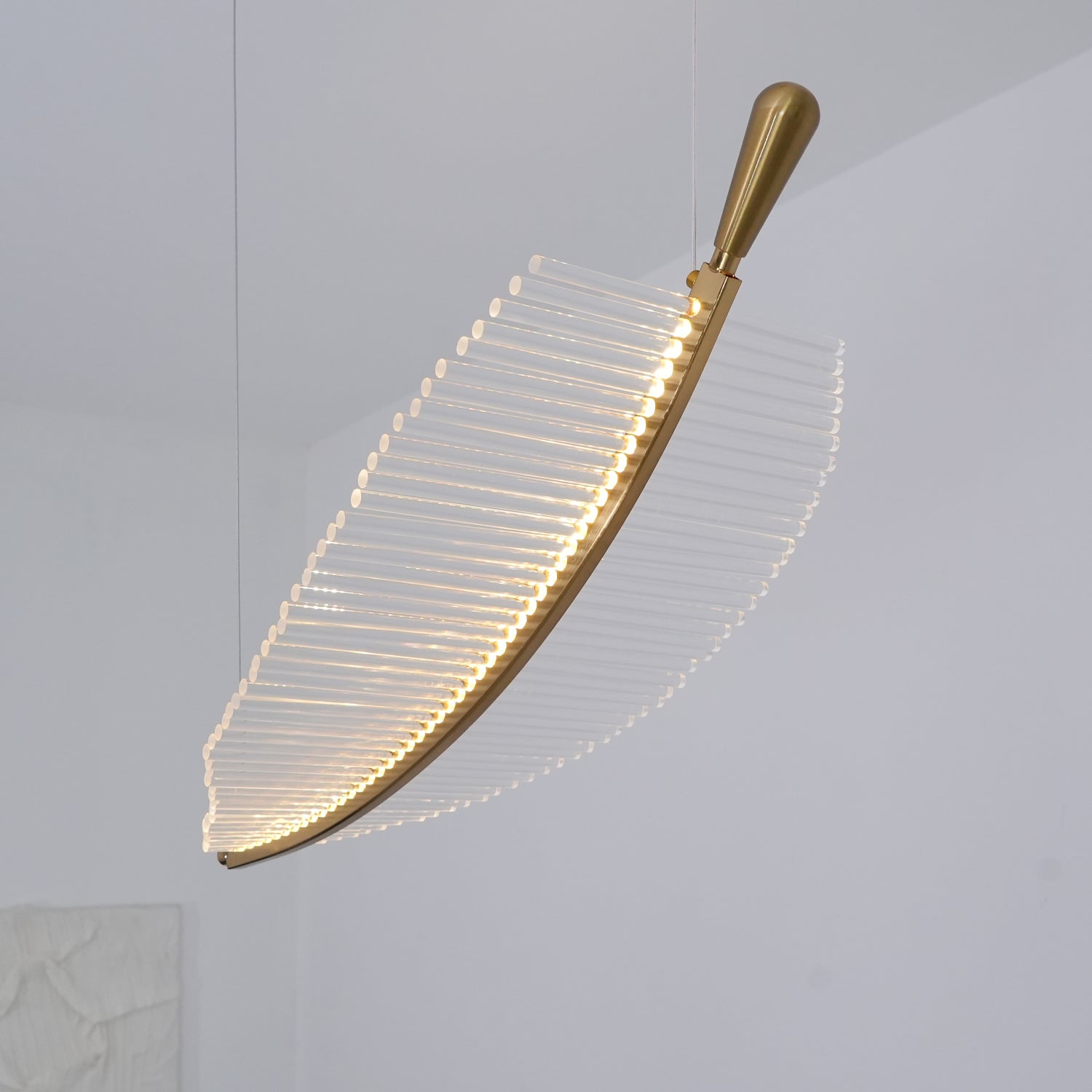 Modern Gold Acrylic Leaf LED Pendant Light Elegant Luxury Chandelier for Dining Room