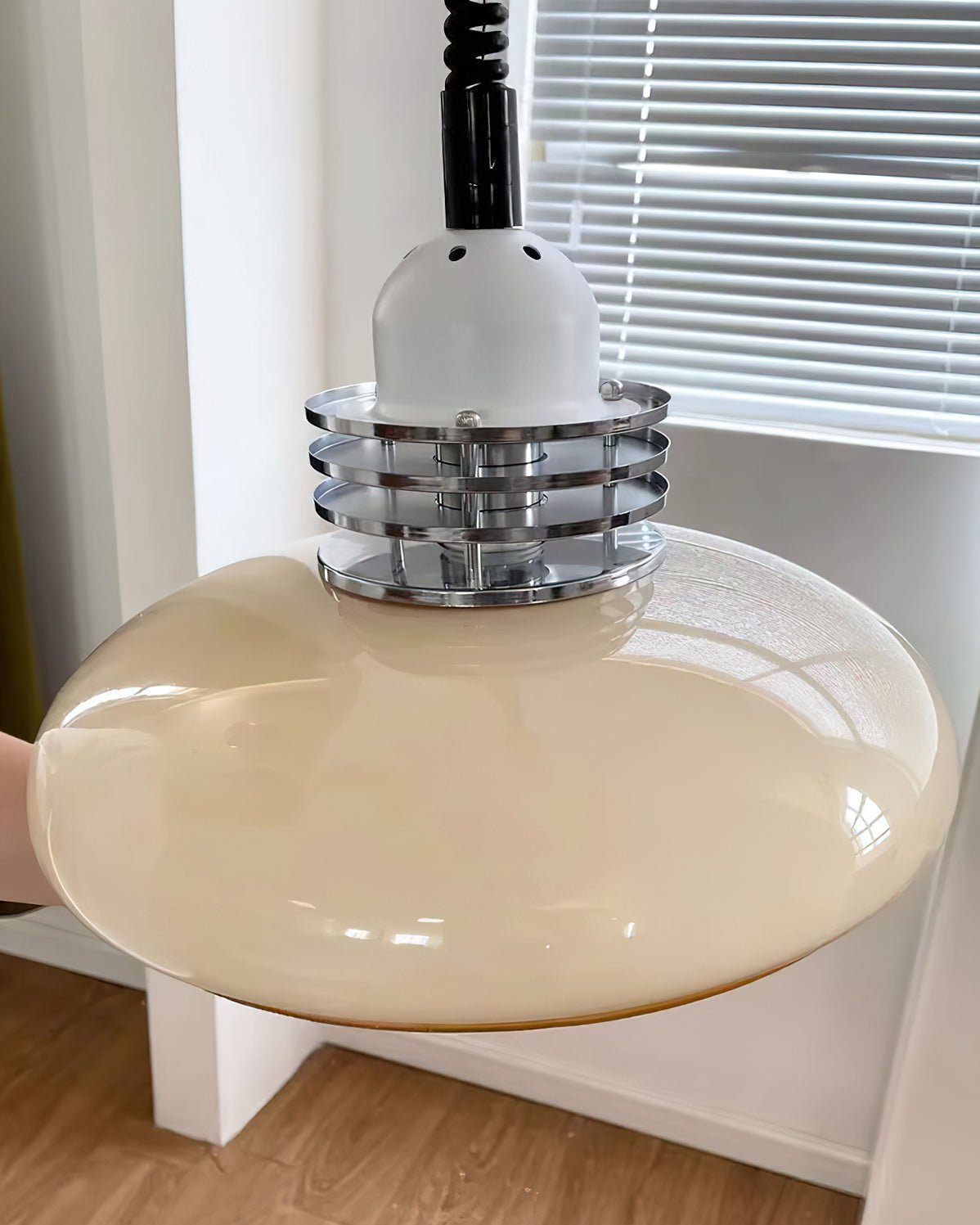 Modern Gradient Glass Droplight Pendant Lamp for Contemporary Interior Home Lighting
