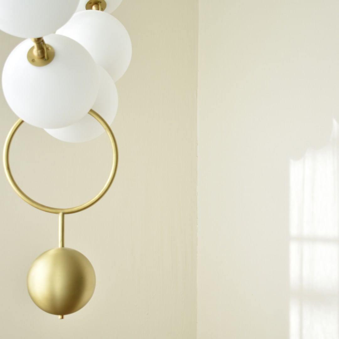 modern-hand-blown-glass-globe-necklace-led-pendant-light-for-living-dining-room