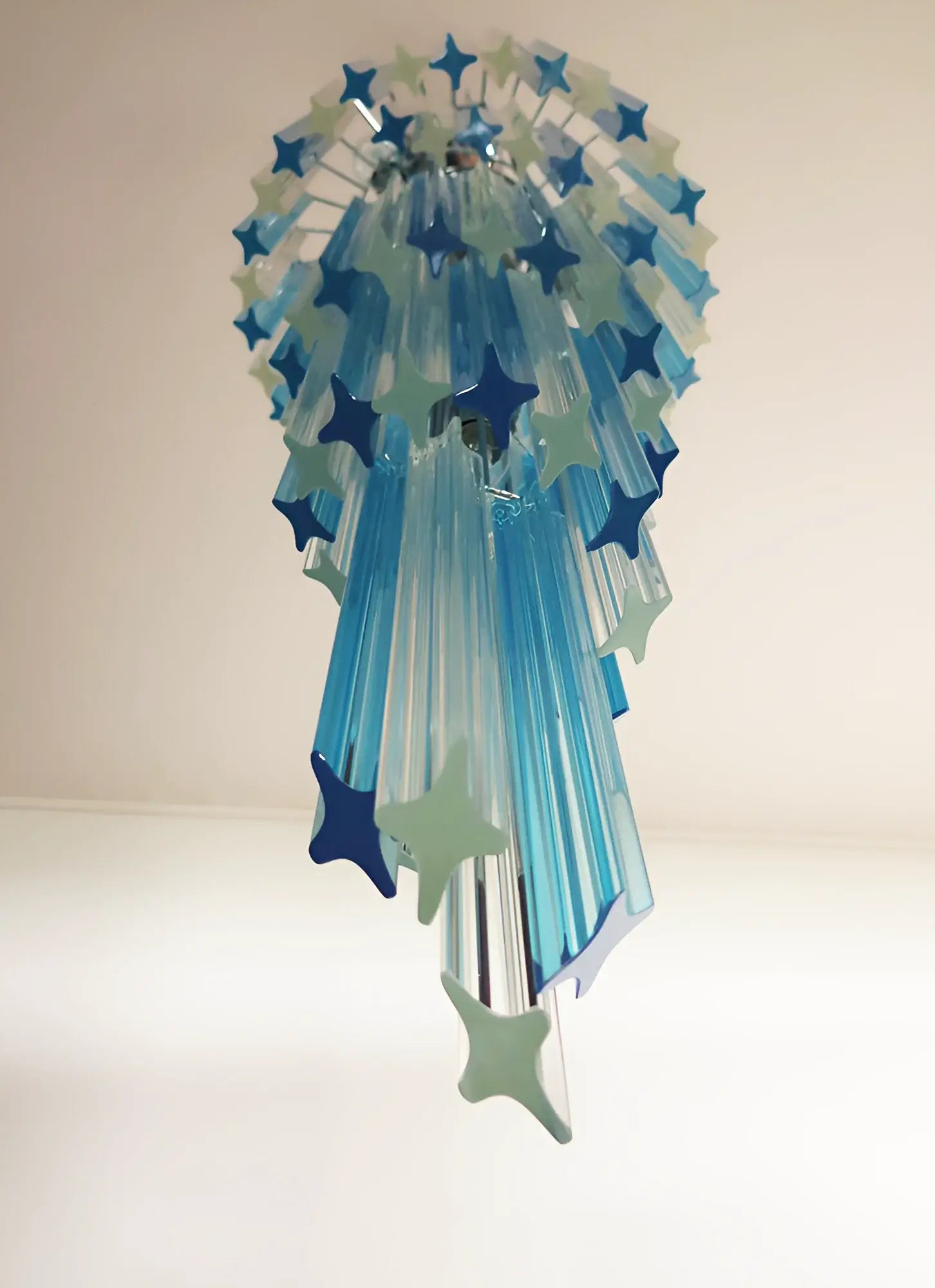 modern-handcrafted-murano-spiral-blue-prism-glass-chandelier-for-grand-entryways