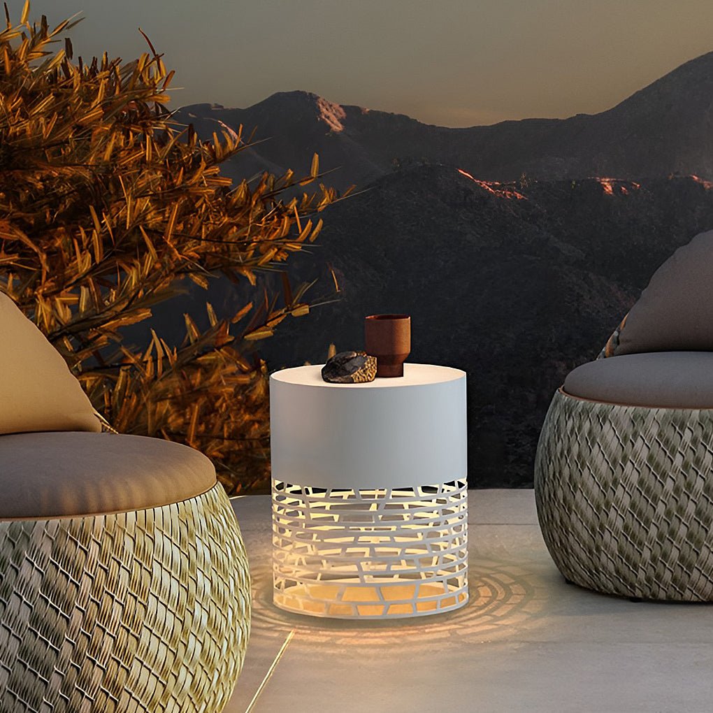 Modern Hollow Design Outdoor Post Light Waterproof Stainless Steel Garden Pedestal Lamp