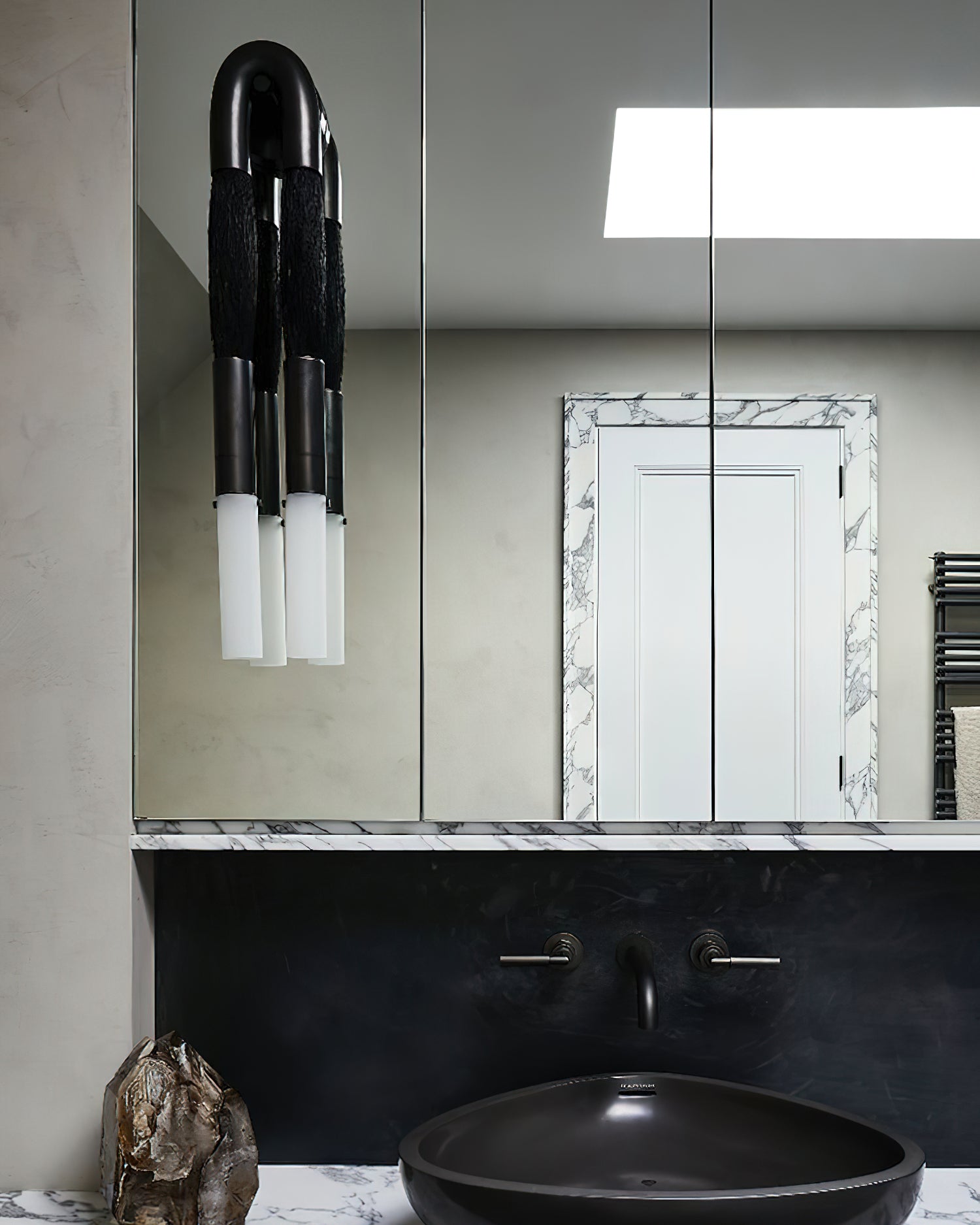 Modern Horsehair Tassel Wall Lamp with G9 LED Sconce and Elegant Glass Shade