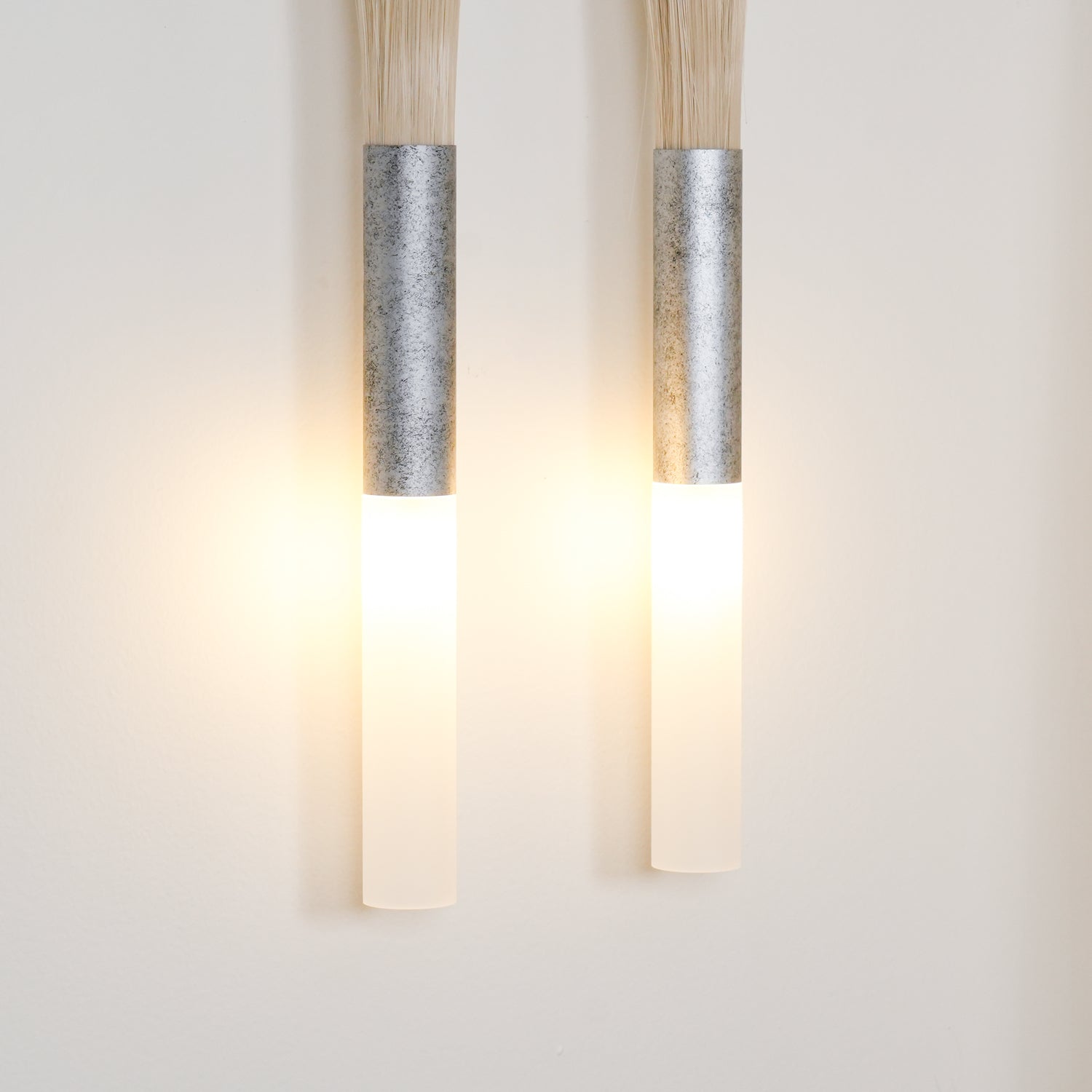 Modern Horsehair Tassel Wall Lamp with G9 LED Sconce and Elegant Glass Shade