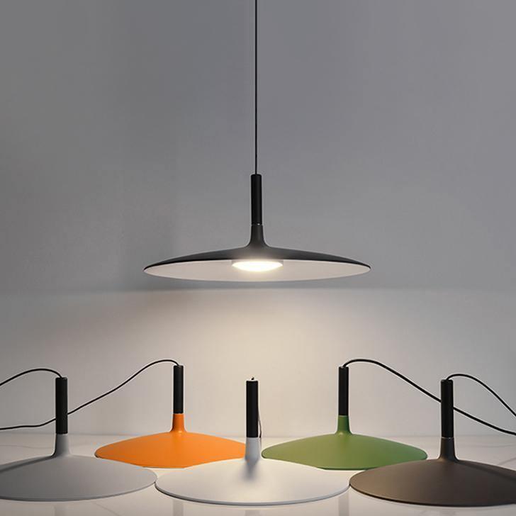 Modern Industrial Aluminum Pendant Light with Focused LED Illumination for Indoor Spaces