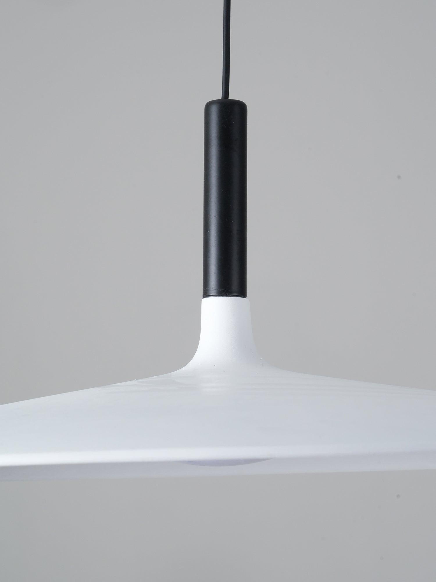 Modern Industrial Aluminum Pendant Light with Focused LED Illumination for Indoor Spaces